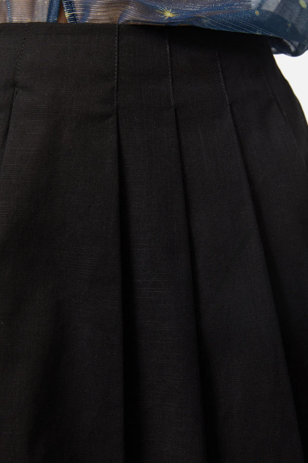 Basic Starlight Pleated Skirt