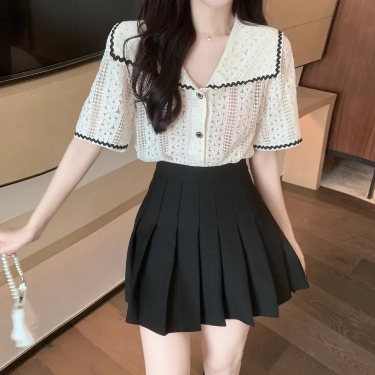 Large Lapel Lace Shirt Top Pleated Short Skirt Set