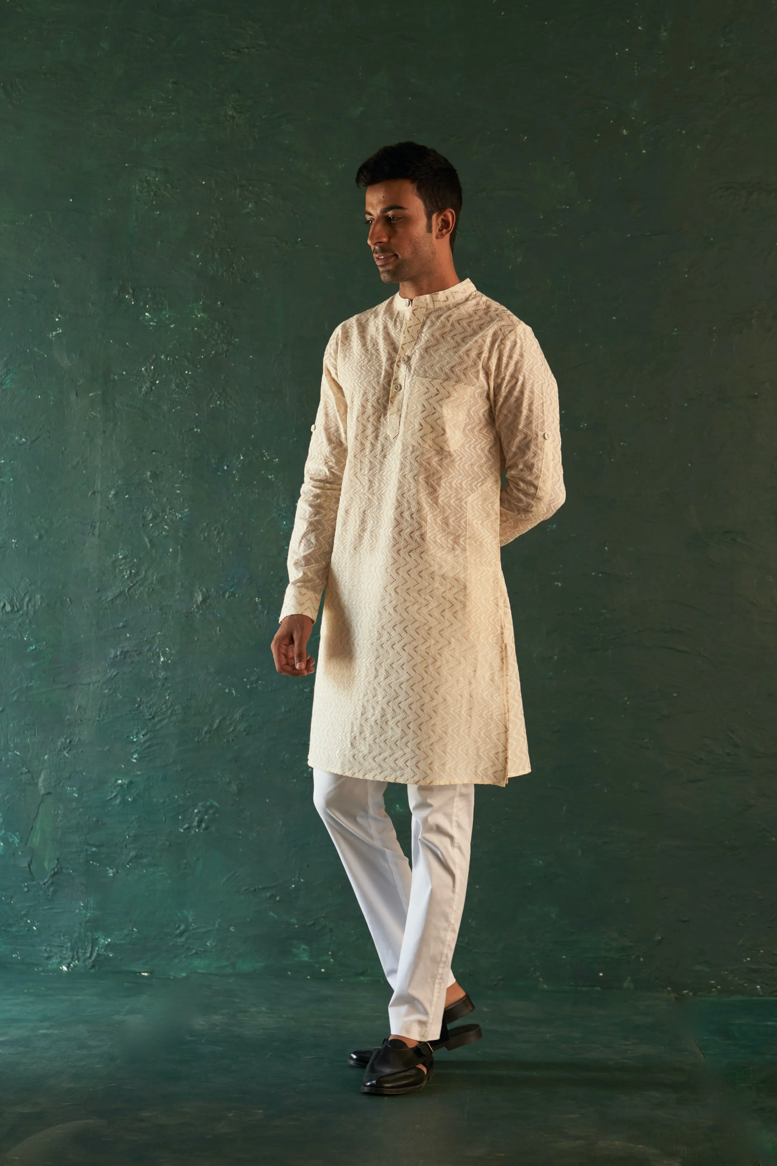 Men's White Chevron Straight Kurta Set With Jacket - Set of 3