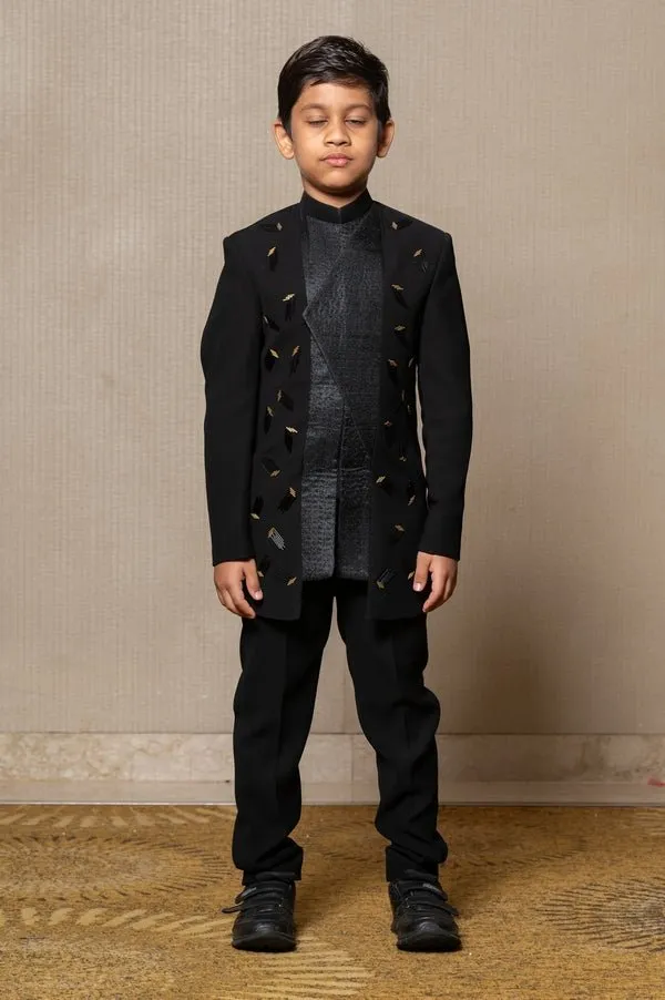 Modern Blacksuit with embroidered gold accents and a high Mandarin collar, perfect for a sleek and sophisticated look.